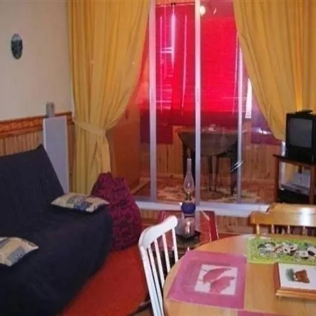 Besse-et-saint-anastaise-super Besse, 1 Piece, 4 Personnes - Fr-1-395-14 *
